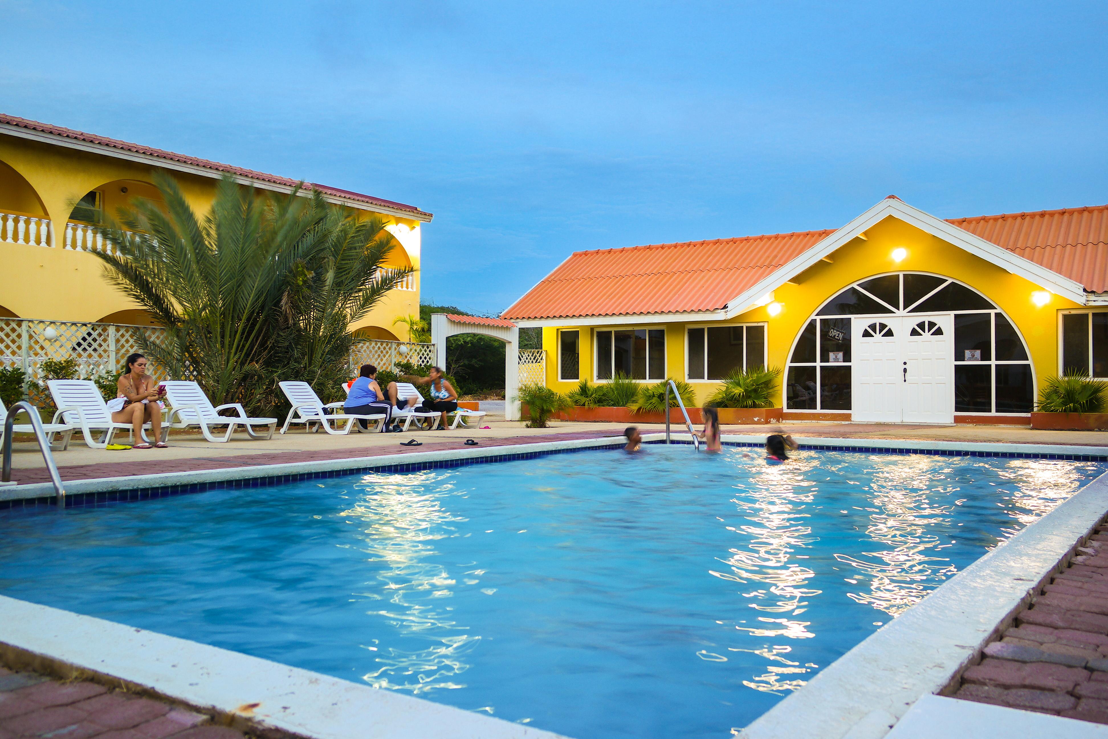 Coconut Inn Palm Beach Esterno foto