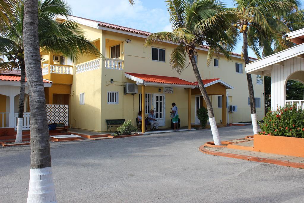 Coconut Inn Palm Beach Esterno foto