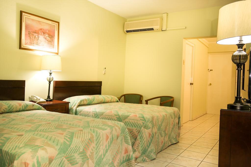 Coconut Inn Palm Beach Esterno foto