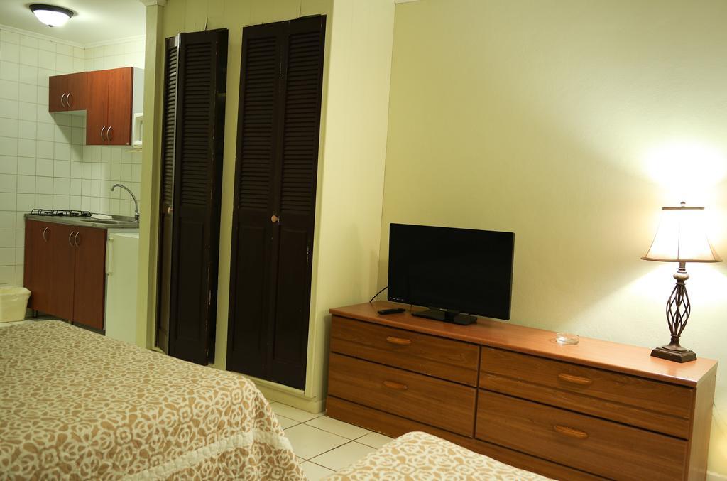 Coconut Inn Palm Beach Esterno foto