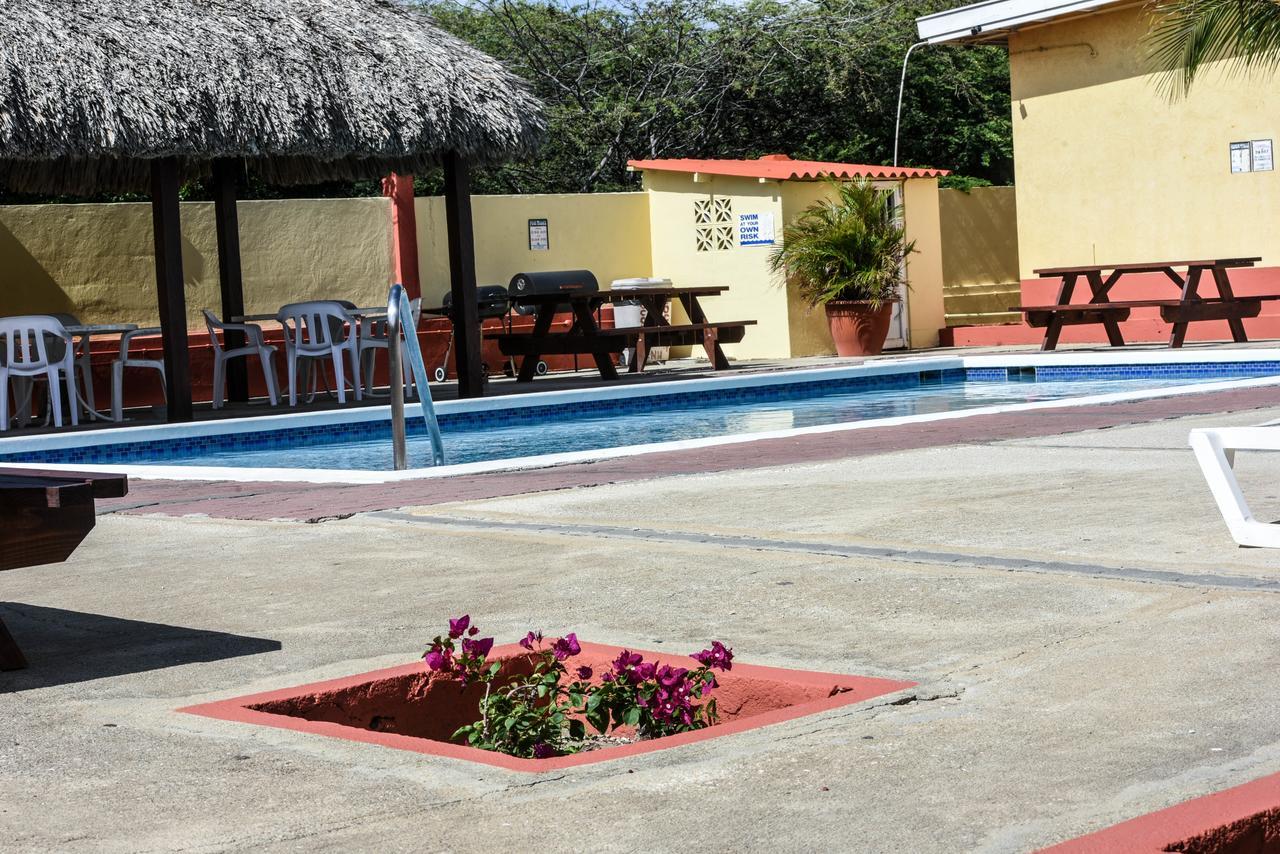 Coconut Inn Palm Beach Esterno foto